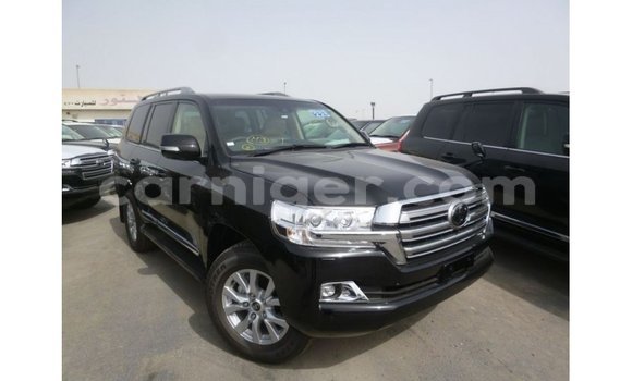 Sayi Imported Toyota Land Cruiser Black Babbar mota in Import - Dubai a Agadez Sayi Imported Toyota Land Cruiser Black Babbar mota in Import - Dubai a Agadez