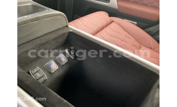 Buy Import Toyota Land Cruiser Black Truck in Import - Dubai in Agadez Buy Import Toyota Land Cruiser Black Truck in Import - Dubai in Agadez