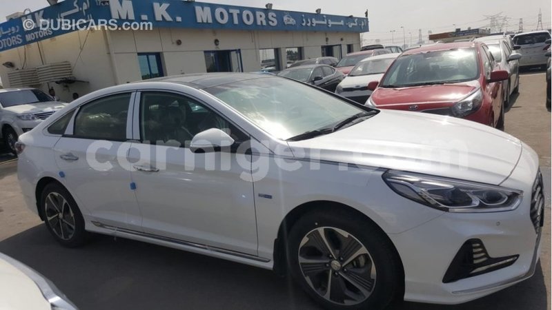 Big with watermark hyundai sonata agadez import dubai 6392