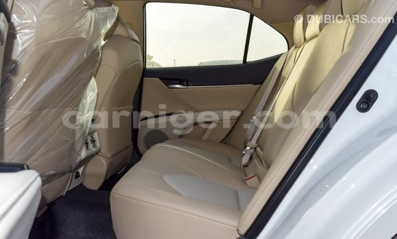Buy Import Toyota Camry White Car in Import - Dubai in Agadez Buy Import Toyota Camry White Car in Import - Dubai in Agadez