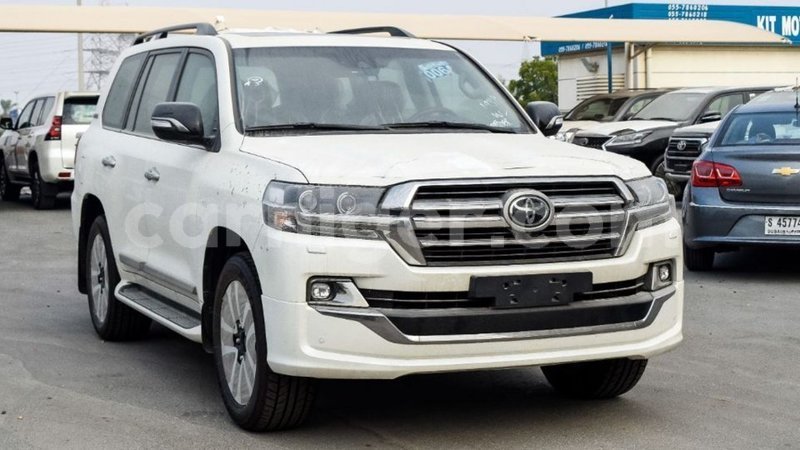 Big with watermark toyota land cruiser agadez import dubai 6398