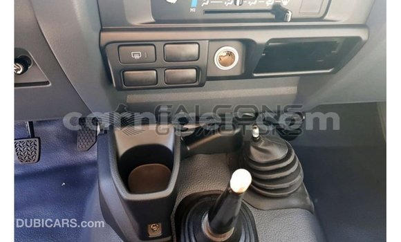 Buy Import Toyota Land Cruiser White Truck in Import - Dubai in Agadez Buy Import Toyota Land Cruiser White Truck in Import - Dubai in Agadez