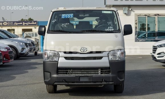 Buy Import Toyota Hiace White Car in Import - Dubai in Agadez Buy Import Toyota Hiace White Car in Import - Dubai in Agadez