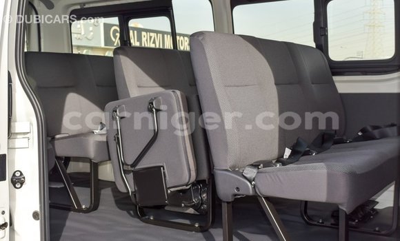 Buy Import Toyota Hiace White Car in Import - Dubai in Agadez Buy Import Toyota Hiace White Car in Import - Dubai in Agadez