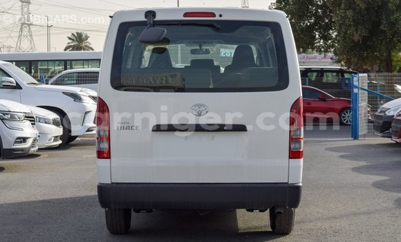 Buy Import Toyota Hiace White Car in Import - Dubai in Agadez Buy Import Toyota Hiace White Car in Import - Dubai in Agadez