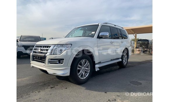 Buy Import Mitsubishi Pajero White Car in Import - Dubai in Agadez Buy Import Mitsubishi Pajero White Car in Import - Dubai in Agadez