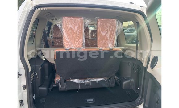 Buy Import Mitsubishi Pajero White Car in Import - Dubai in Agadez Buy Import Mitsubishi Pajero White Car in Import - Dubai in Agadez