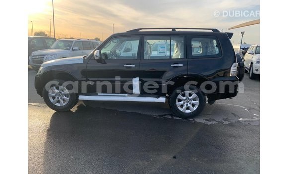 Buy Import Mitsubishi Pajero Black Car in Import - Dubai in Agadez Buy Import Mitsubishi Pajero Black Car in Import - Dubai in Agadez