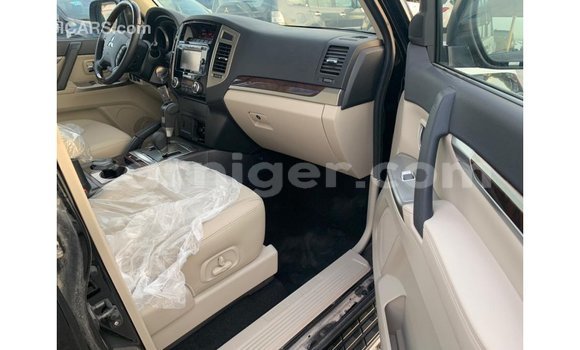 Buy Import Mitsubishi Pajero Black Car in Import - Dubai in Agadez Buy Import Mitsubishi Pajero Black Car in Import - Dubai in Agadez