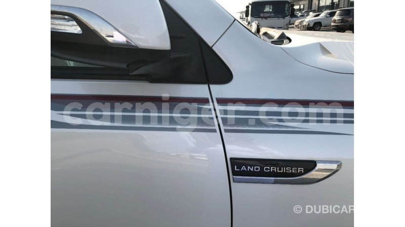 Big with watermark toyota land cruiser agadez import dubai 6410