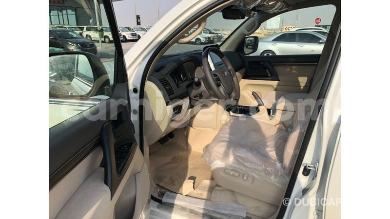 Big with watermark toyota land cruiser agadez import dubai 6411