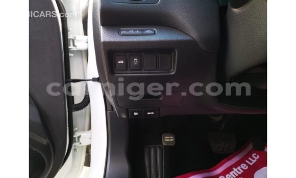 Buy Import Nissan Altima White Car in Import - Dubai in Agadez Buy Import Nissan Altima White Car in Import - Dubai in Agadez