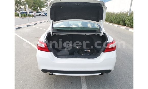 Buy Import Nissan Altima White Car in Import - Dubai in Agadez Buy Import Nissan Altima White Car in Import - Dubai in Agadez