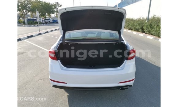 Buy Import Hyundai Sonata White Car in Import - Dubai in Agadez Buy Import Hyundai Sonata White Car in Import - Dubai in Agadez