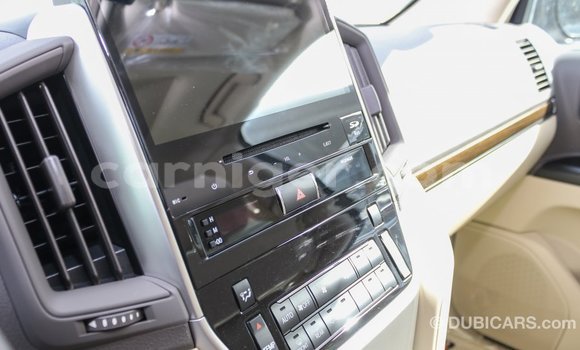 Buy Import Toyota Land Cruiser White Truck in Import - Dubai in Agadez Buy Import Toyota Land Cruiser White Truck in Import - Dubai in Agadez