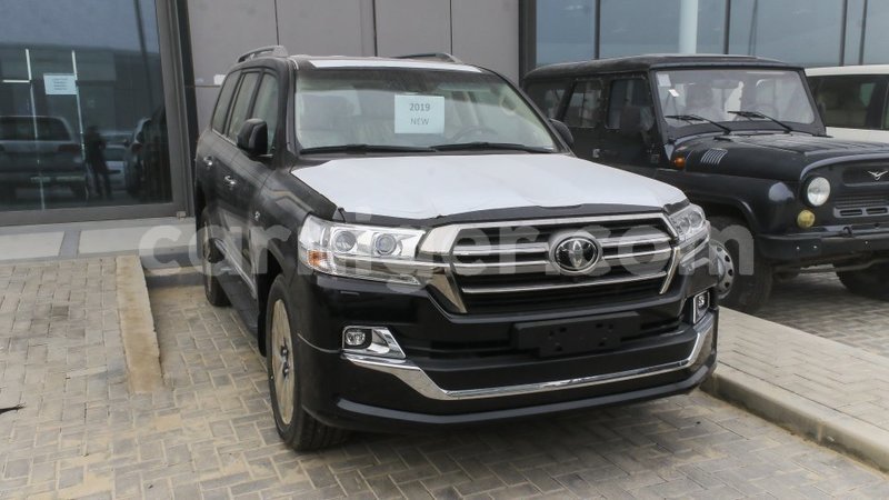 Big with watermark toyota land cruiser agadez import dubai 6422