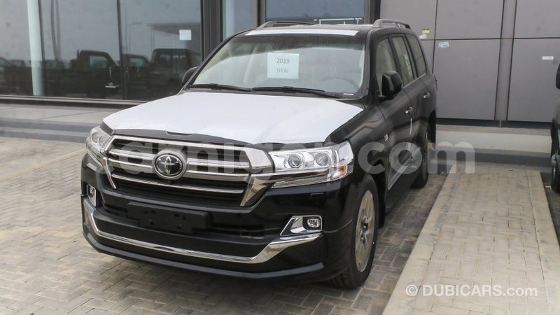 Big with watermark toyota land cruiser agadez import dubai 6422