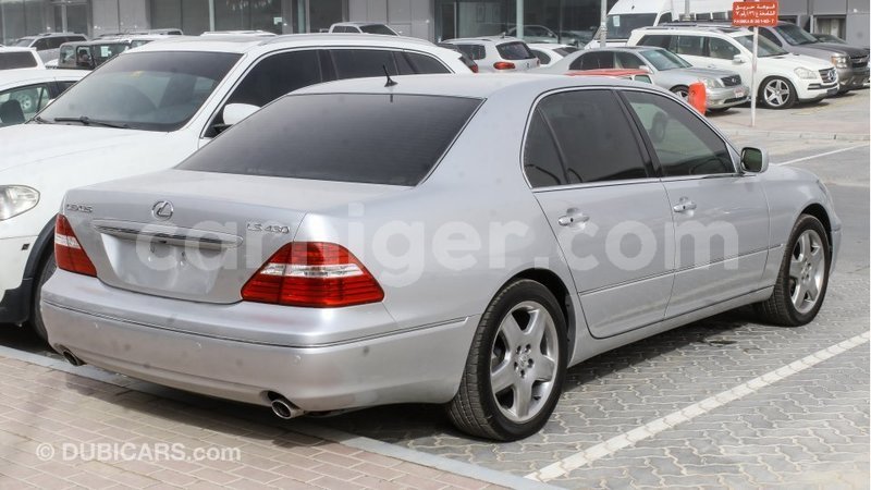 Big with watermark lexus ls agadez import dubai 6423