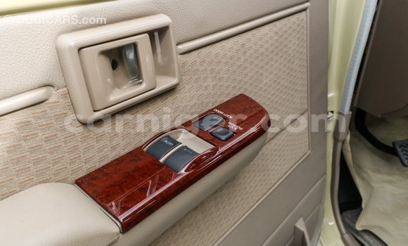 Buy Import Toyota Land Cruiser Beige Truck in Import - Dubai in Agadez Buy Import Toyota Land Cruiser Beige Truck in Import - Dubai in Agadez