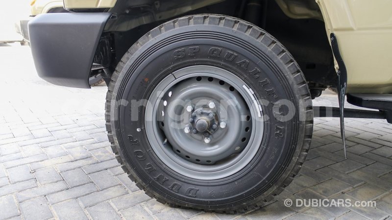 Big with watermark toyota land cruiser agadez import dubai 6427