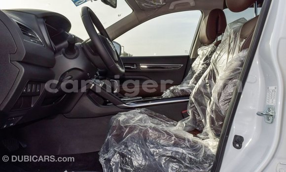 Buy Import Renault Koleos White Car in Import - Dubai in Agadez Buy Import Renault Koleos White Car in Import - Dubai in Agadez