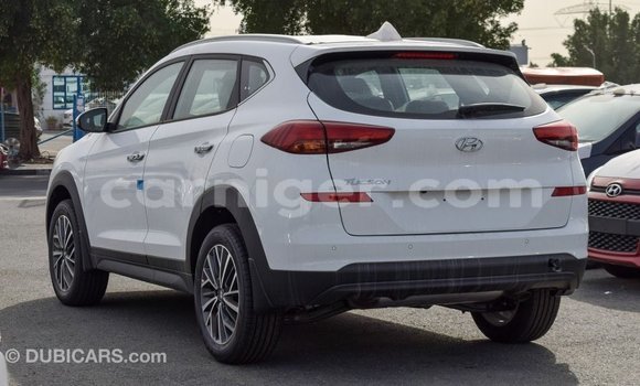 Buy Import Hyundai Tucson White Car in Import - Dubai in Agadez Buy Import Hyundai Tucson White Car in Import - Dubai in Agadez