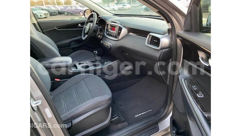 Big with watermark kia sorento agadez import dubai 6431