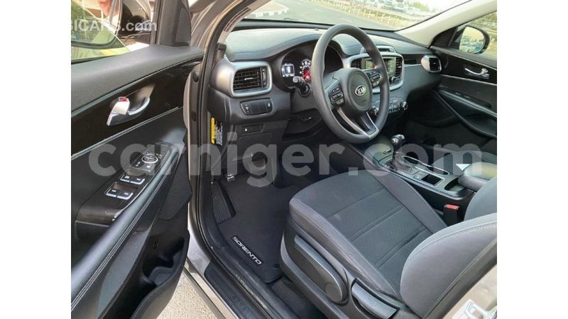 Big with watermark kia sorento agadez import dubai 6431