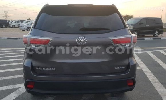 Buy Import Toyota Highlander Other Car in Import - Dubai in Agadez Buy Import Toyota Highlander Other Car in Import - Dubai in Agadez