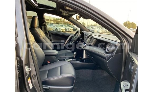 Buy Import Toyota Ade Other Truck in Import - Dubai in Agadez Buy Import Toyota Ade Other Truck in Import - Dubai in Agadez