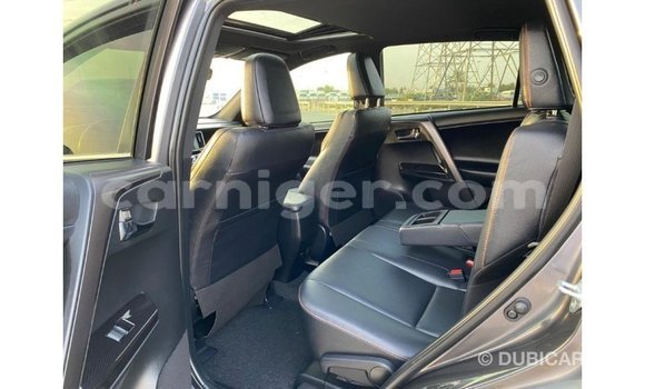 Buy Import Toyota Ade Other Truck in Import - Dubai in Agadez Buy Import Toyota Ade Other Truck in Import - Dubai in Agadez