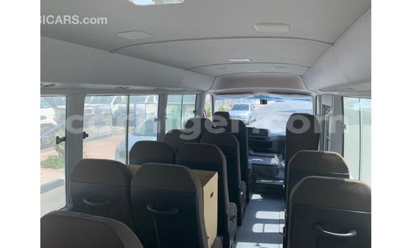 Buy Import Toyota Coaster White Car in Import - Dubai in Agadez Buy Import Toyota Coaster White Car in Import - Dubai in Agadez