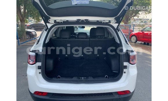 Sayi Imported Jeep Compass White Mota in Import - Dubai a Agadez Sayi Imported Jeep Compass White Mota in Import - Dubai a Agadez