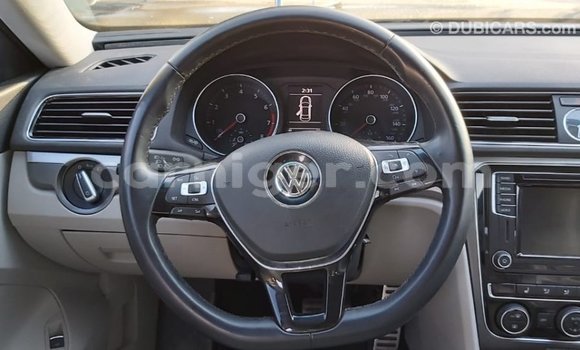 Sayi Imported Volkswagen Passat Blue Mota in Import - Dubai a Agadez Sayi Imported Volkswagen Passat Blue Mota in Import - Dubai a Agadez