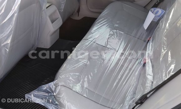 Sayi Imported Volkswagen Passat Blue Mota in Import - Dubai a Agadez Sayi Imported Volkswagen Passat Blue Mota in Import - Dubai a Agadez