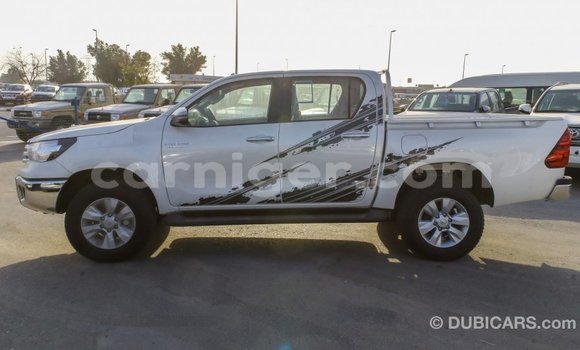 اشتري Imported Toyota Hilux White سيارة في Import - Dubai في أغاديز اشتري Imported Toyota Hilux White سيارة في Import - Dubai في أغاديز