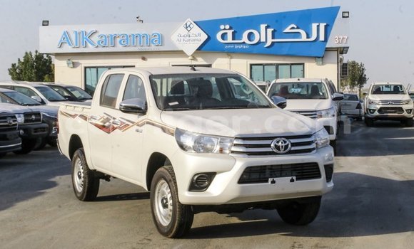 Acheter Import Voiture Toyota Hilux Blanc à Import - Dubai, Agadez Acheter Import Voiture Toyota Hilux Blanc à Import - Dubai, Agadez
