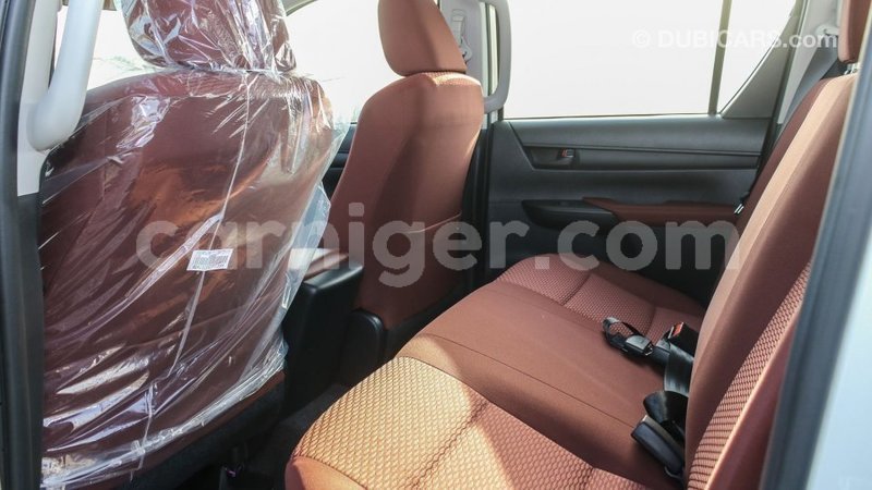 Big with watermark toyota hilux agadez import dubai 6471