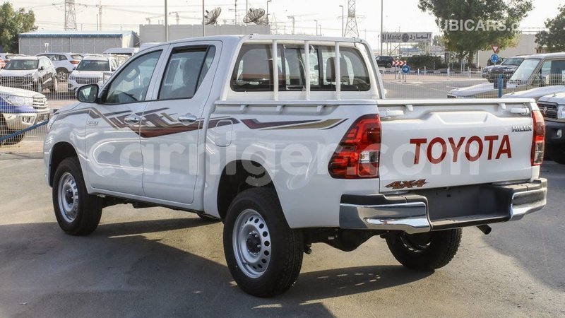 Big with watermark toyota hilux agadez import dubai 6471