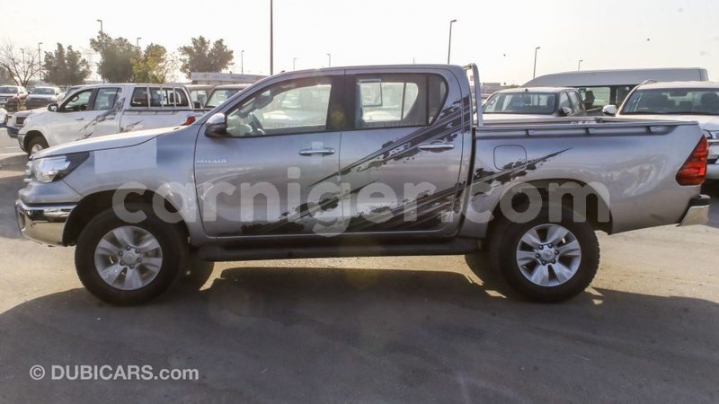 Big with watermark toyota hilux agadez import dubai 6472