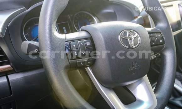 اشتري Imported Toyota Hilux Other سيارة في Import - Dubai في أغاديز اشتري Imported Toyota Hilux Other سيارة في Import - Dubai في أغاديز