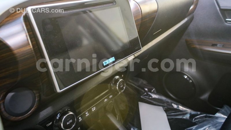 Big with watermark toyota hilux agadez import dubai 6472