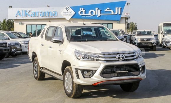 اشتري Imported Toyota Hilux White سيارة في Import - Dubai في أغاديز اشتري Imported Toyota Hilux White سيارة في Import - Dubai في أغاديز