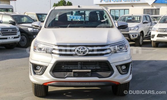 اشتري Imported Toyota Hilux White سيارة في Import - Dubai في أغاديز اشتري Imported Toyota Hilux White سيارة في Import - Dubai في أغاديز