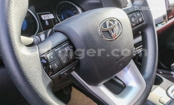 اشتري Imported Toyota Hilux White سيارة في Import - Dubai في أغاديز اشتري Imported Toyota Hilux White سيارة في Import - Dubai في أغاديز