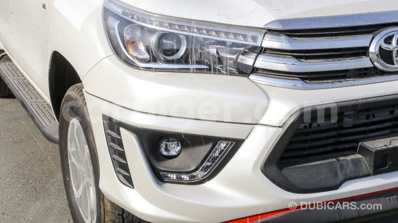 Big with watermark toyota hilux agadez import dubai 6477