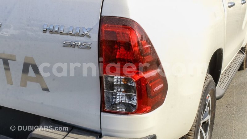 Big with watermark toyota hilux agadez import dubai 6477