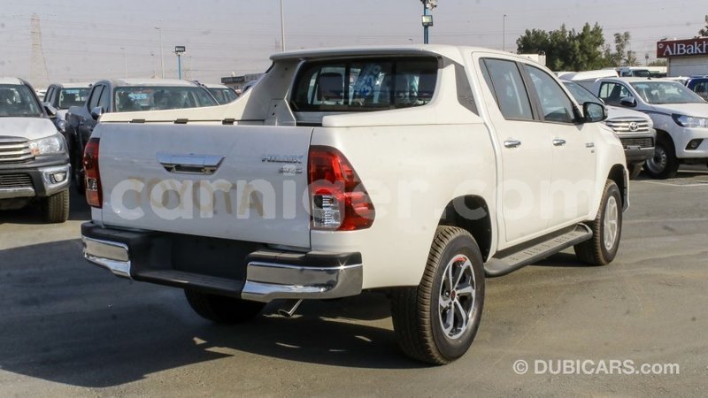 Big with watermark toyota hilux agadez import dubai 6477
