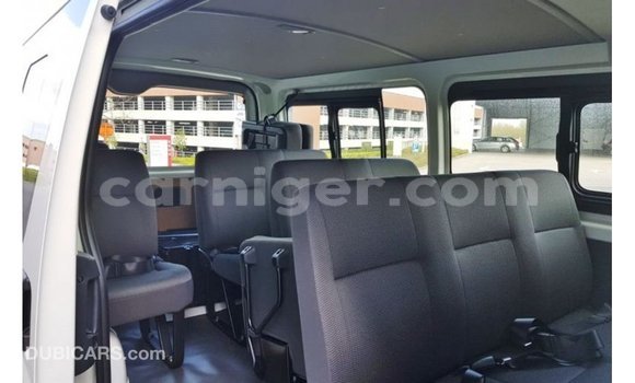 Buy Import Toyota Hiace White Car in Import - Dubai in Agadez Buy Import Toyota Hiace White Car in Import - Dubai in Agadez