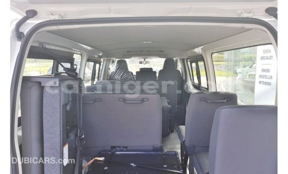 Buy Import Toyota Hiace White Car in Import - Dubai in Agadez Buy Import Toyota Hiace White Car in Import - Dubai in Agadez